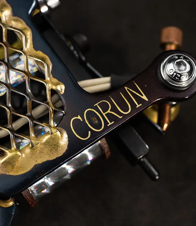 O gabinete completo — arquivo CORUN